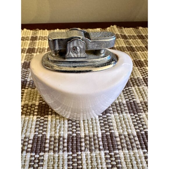 Vintage 1950's Floral Ceramic Tabletop Lighter With Red Rose Design & Metal Top - Picture 6 of 9